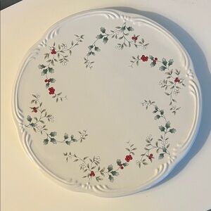 Pfaltzgraff Winterberry Cheese & Cracker Board